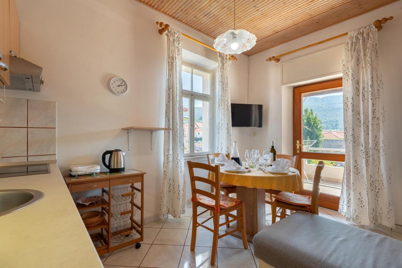 Apartments By The Sea Jelsa, Hvar - 11319 Jelsa  Exterior photo